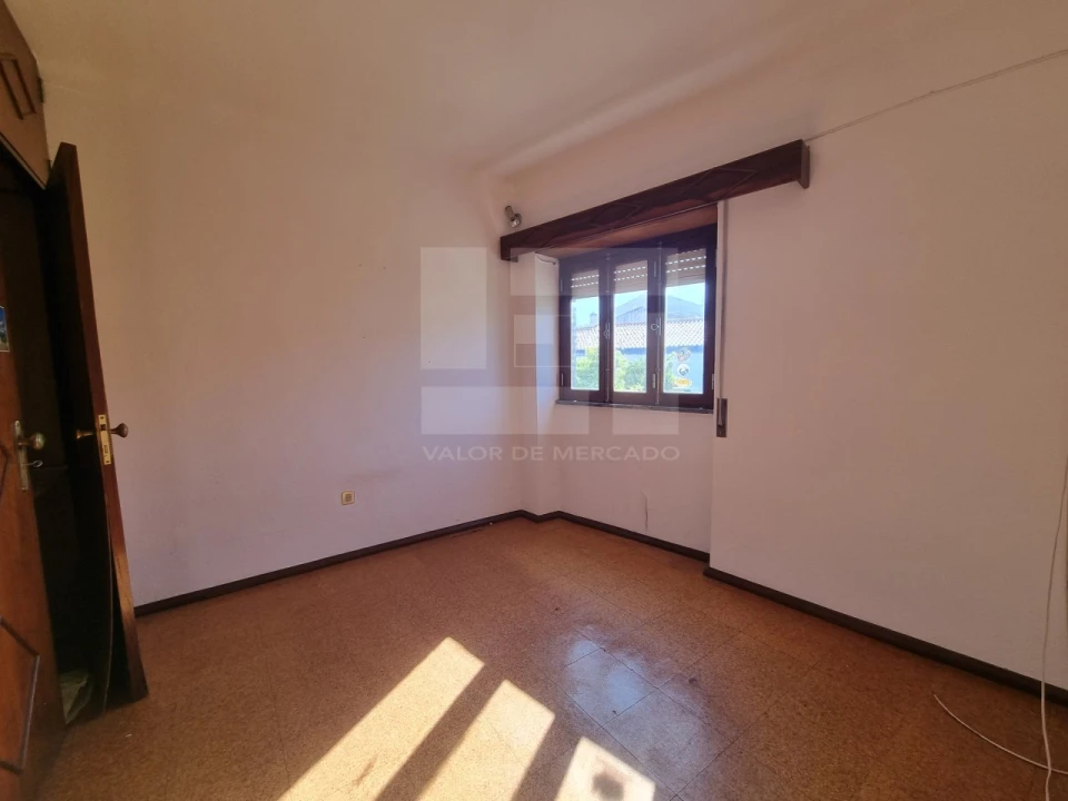 Moradia T3 para Venda em Vila Nova da Baronia Foto 37