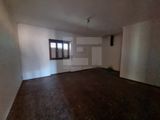 Moradia T3 para Venda em Vila Nova da Baronia Foto 30