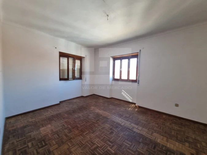 Moradia T3 para Venda em Vila Nova da Baronia Foto 41