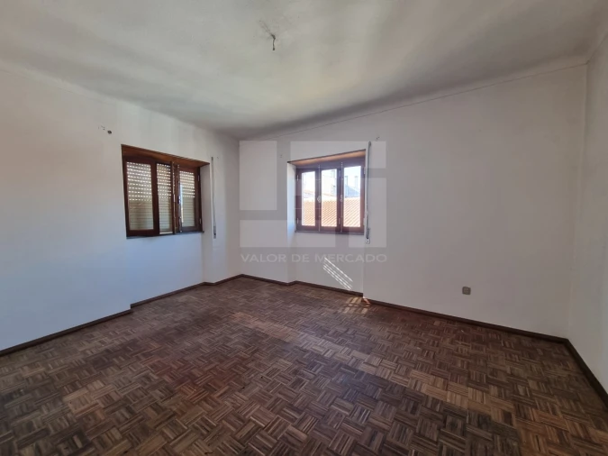 Moradia T3 para Venda em Vila Nova da Baronia Foto 43