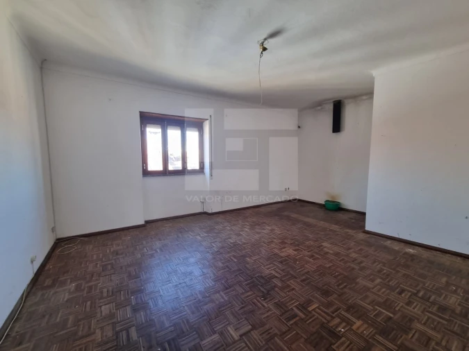 Moradia T3 para Venda em Vila Nova da Baronia Foto 46