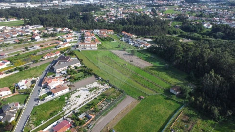 Terreno para Venda em Esgueira