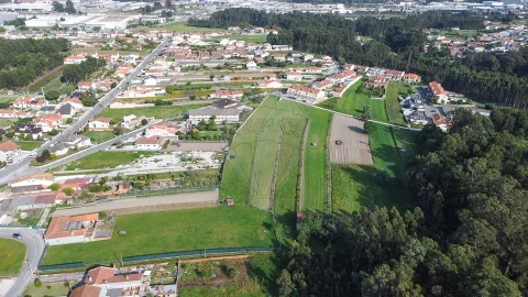 Terreno para Venda em Esgueira