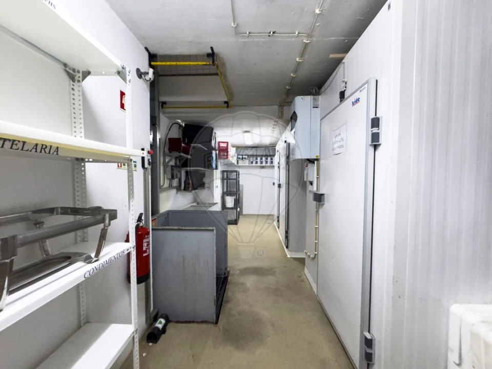 Loja para Venda em Santa Maria e São Miguel, São Martinho, São Pedro Penaferrim Foto 22