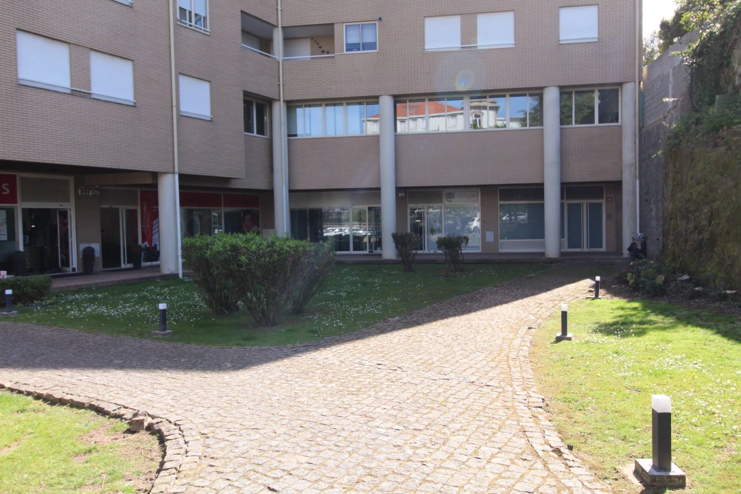 Negócio para Venda em Mafamude e Vilar do Paraíso Foto 25