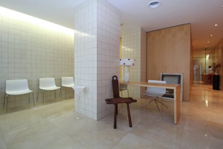 Negócio para Venda em Mafamude e Vilar do Paraíso Foto 1