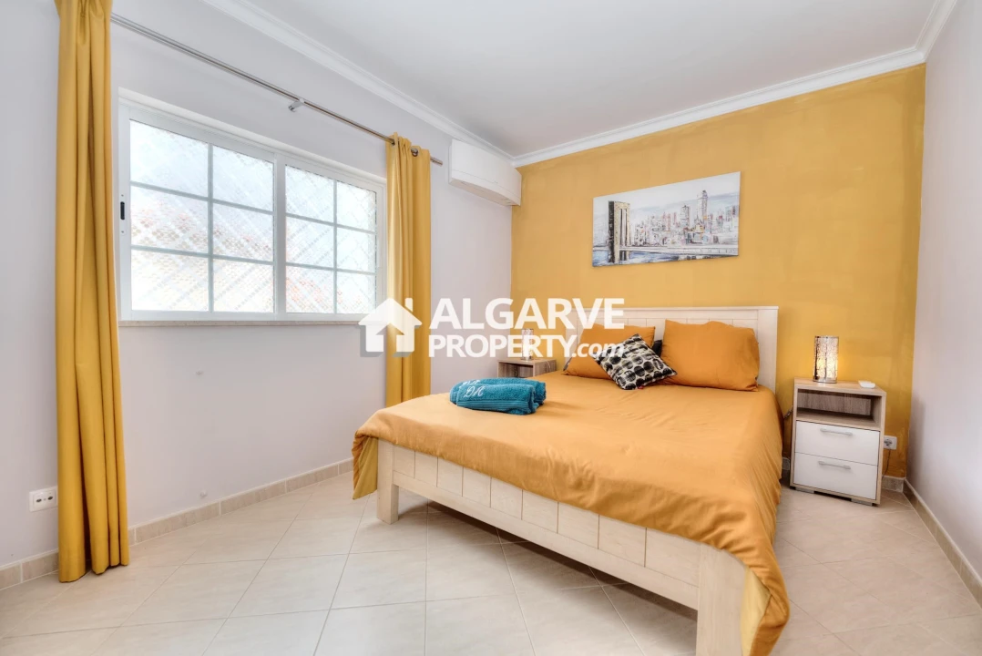 Moradia T5 para Venda em Boliqueime Foto 28