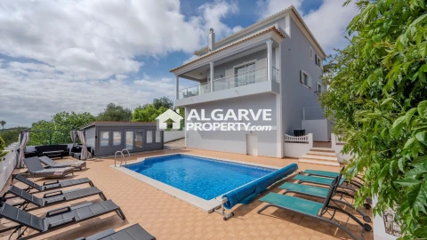 Moradia T5 para Venda em Boliqueime