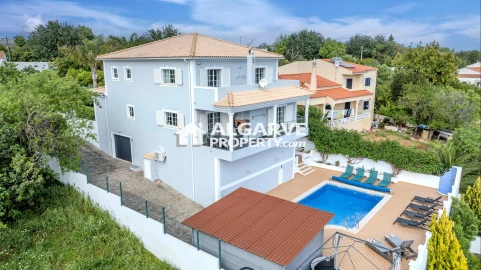Moradia T5 para Venda em Boliqueime