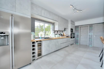 Moradia T5 para Venda em Boliqueime