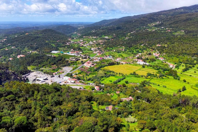 Quinta T2 para Venda em Monchique Foto 9