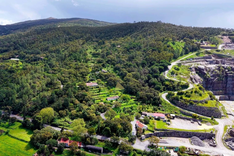 Quinta T2 para Venda em Monchique Foto 7