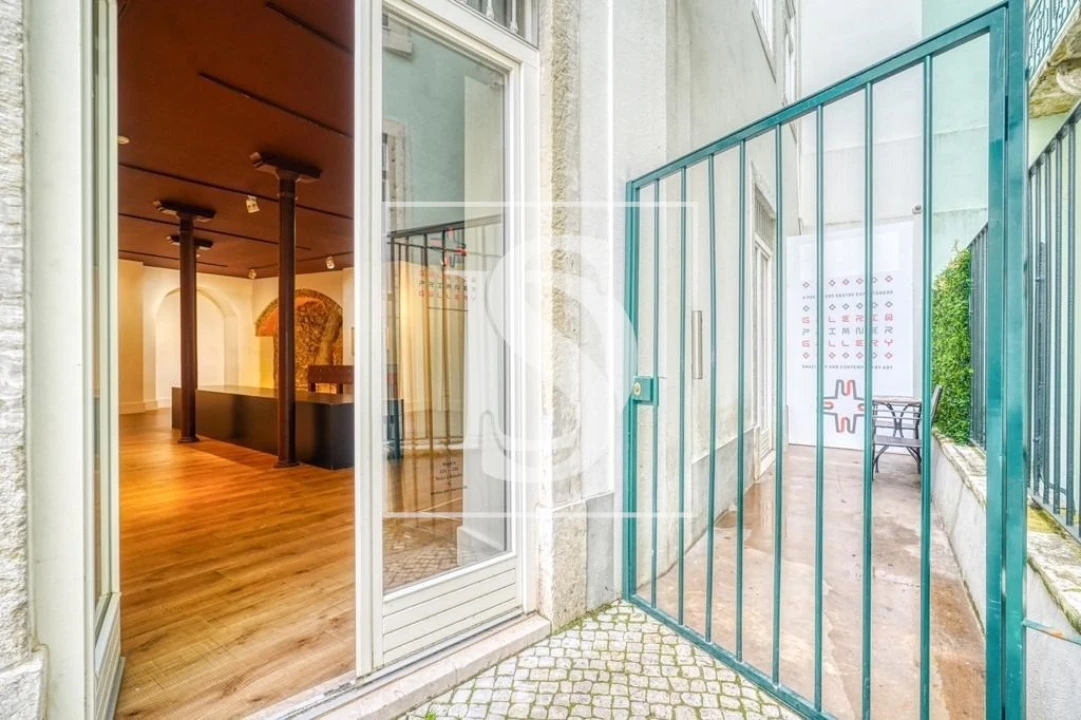 Negócio para Venda em Santa Maria Maior Foto 8