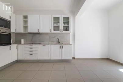 Apartamento T3 para Venda em Albufeira e Olhos de Água
