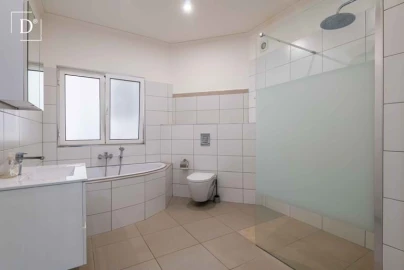 Apartamento T3 para Venda em Albufeira e Olhos de Água