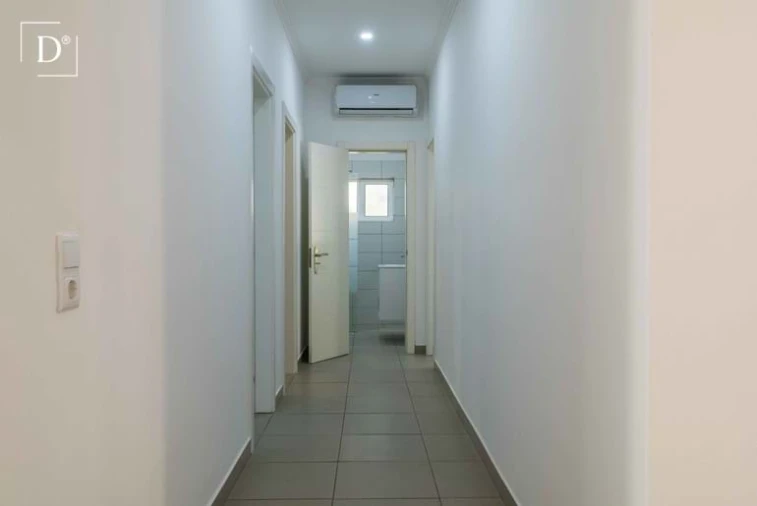 Apartamento T3 para Venda em Albufeira e Olhos de Água Foto 13