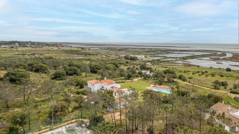 Moradia T6 para Venda em Conceição e Cabanas de Tavira