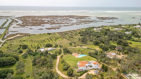 Moradia T6 para Venda em Conceição e Cabanas de Tavira