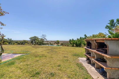 Moradia T6 para Venda em Conceição e Cabanas de Tavira