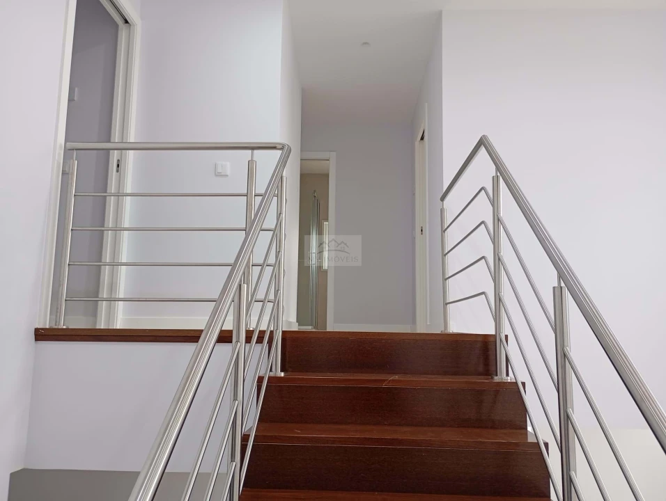 Moradia T3 para Venda em Aradas Foto 7