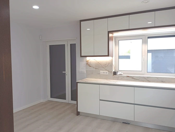 Moradia T3 para Venda em Aradas Foto 2