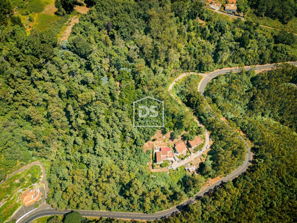 Terreno para Venda em Camacha Foto 6