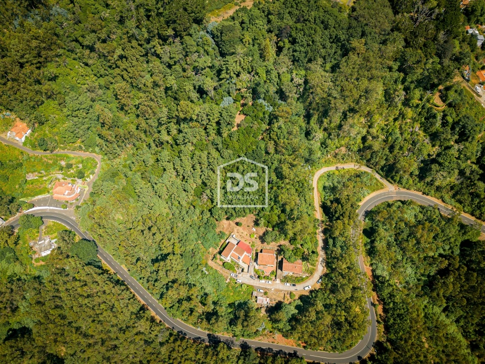 Terreno para Venda em Camacha Foto 4