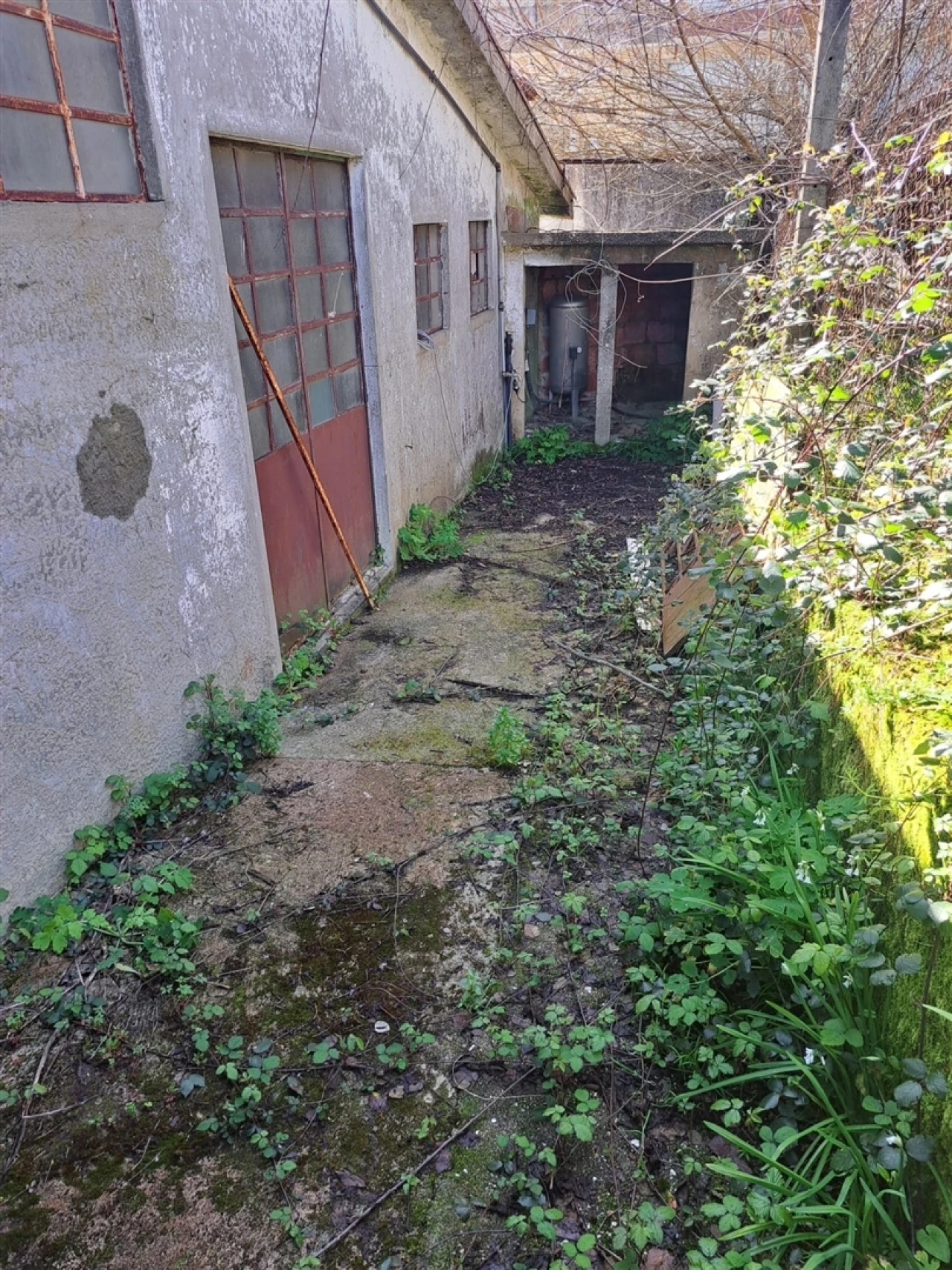 Armazém para Venda em São João da Madeira Foto 15