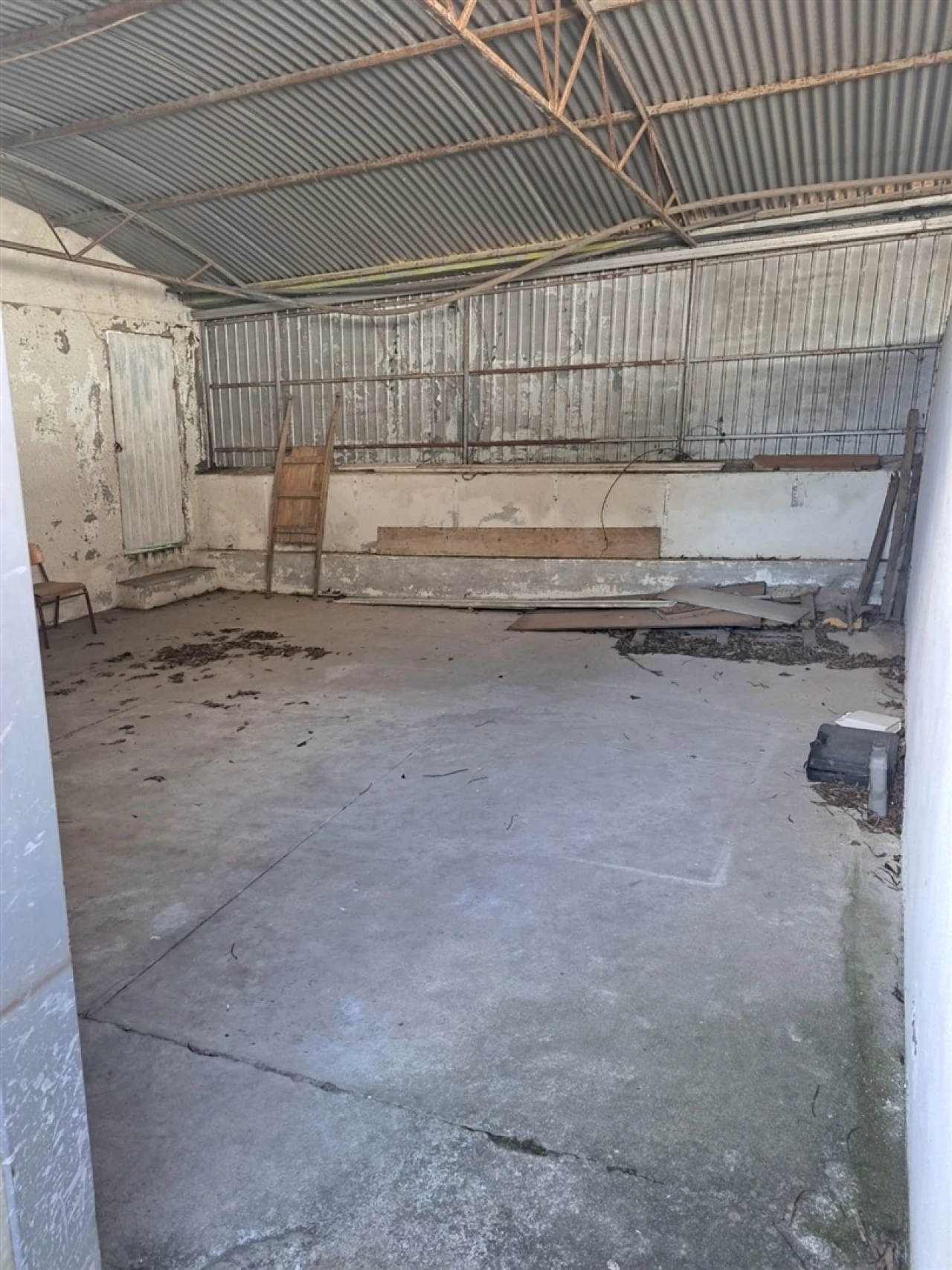 Armazém para Venda em São João da Madeira Foto 7