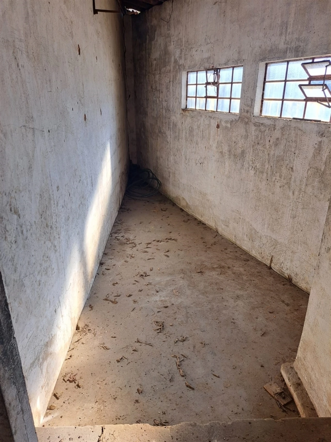 Armazém para Venda em São João da Madeira Foto 13