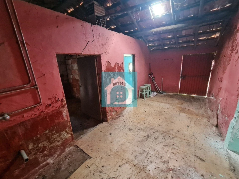 Moradia T3 para Venda em Cela Foto 15