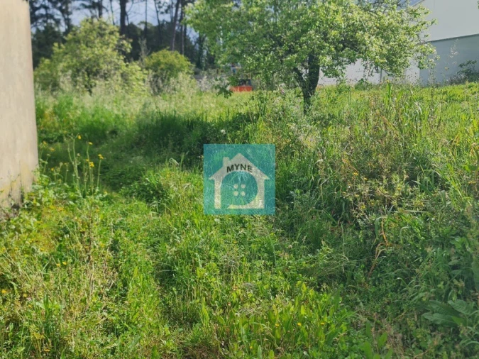 Moradia T3 para Venda em Cela Foto 11