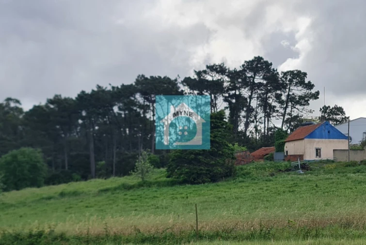 Moradia T3 para Venda em Cela Foto 9