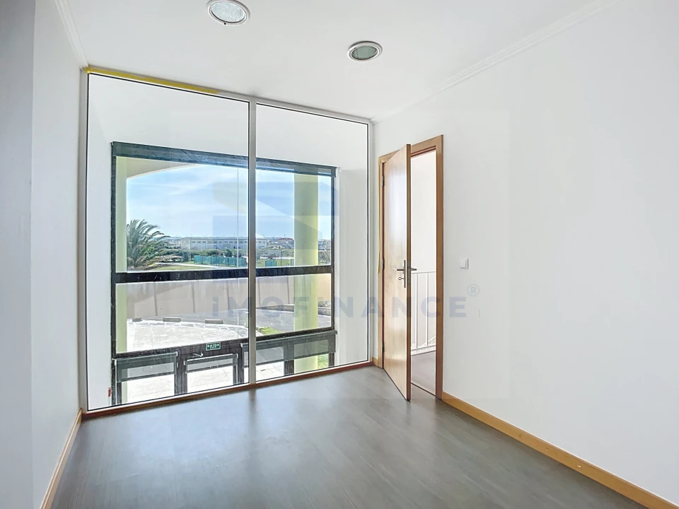 Loja para Venda em Peniche Foto 18