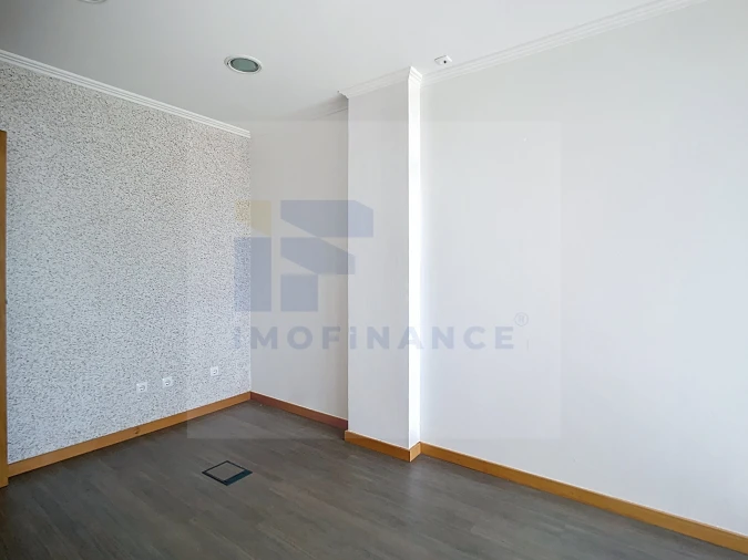 Loja para Venda em Peniche Foto 17