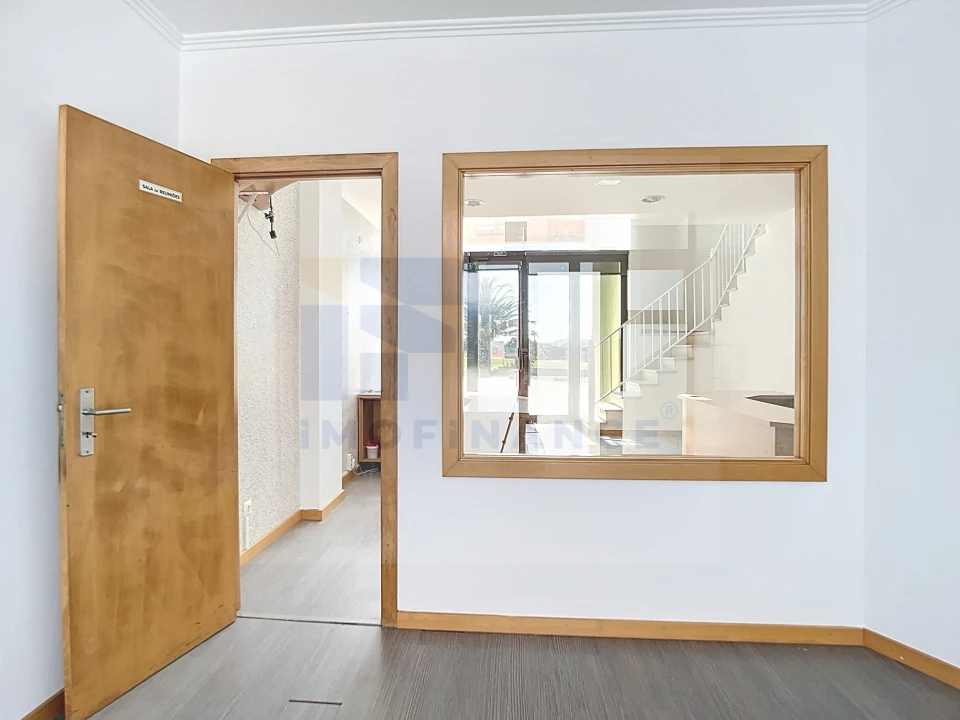 Loja para Venda em Peniche Foto 7