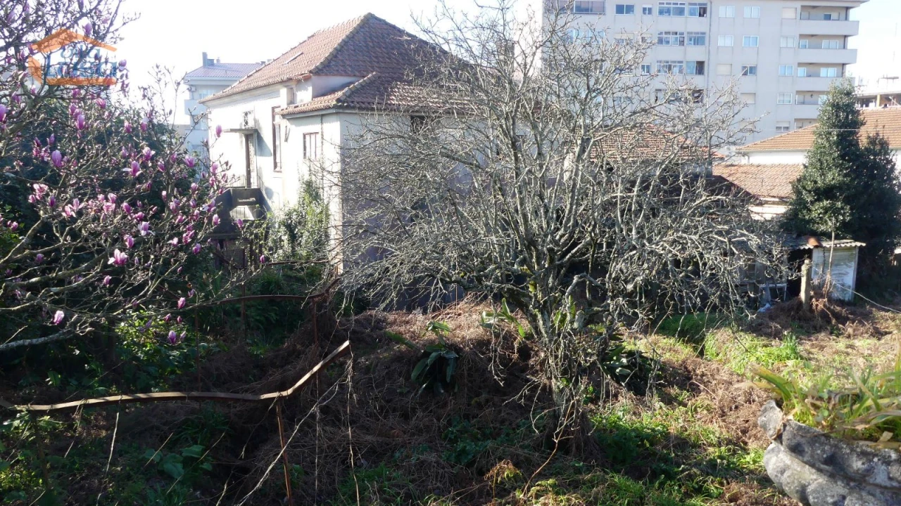 Terreno Misto para Venda em Custóias, Leça do Balio e Guifões Foto 3