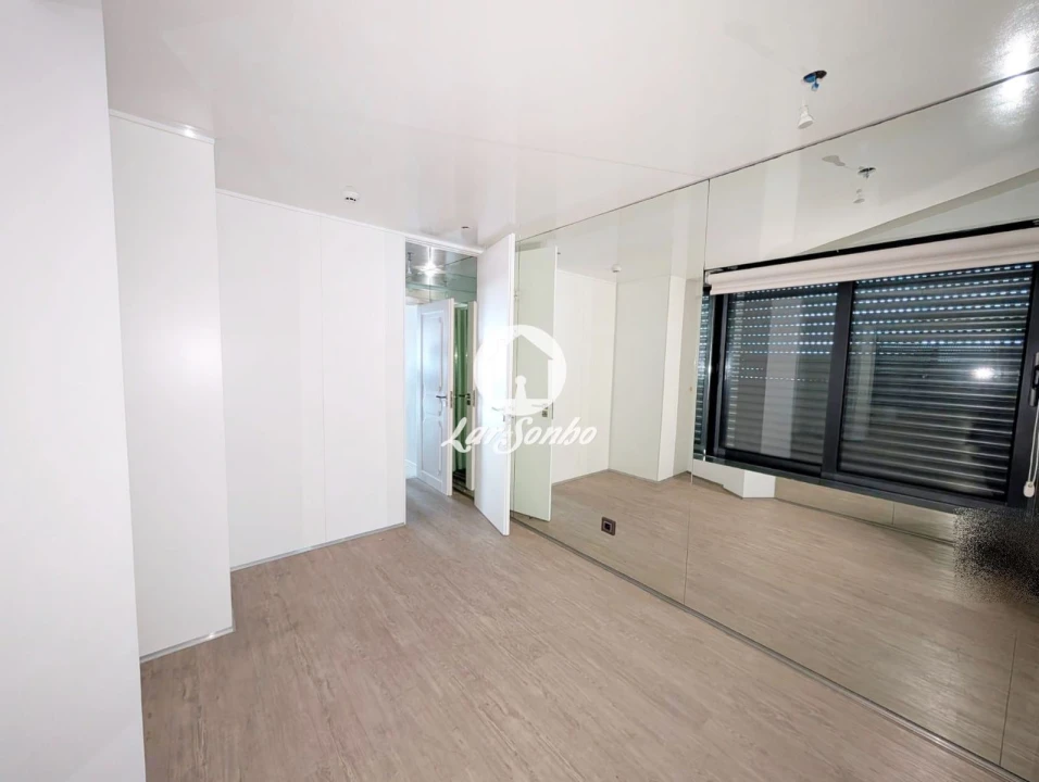 Apartamento T4 para Venda em Póvoa de Varzim, Beiriz e Argivai Foto 3