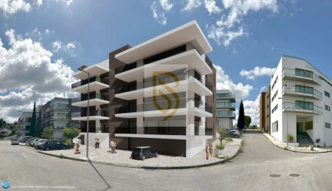 Apartamento T3 para Venda em Santa Clara e Castelo Viegas