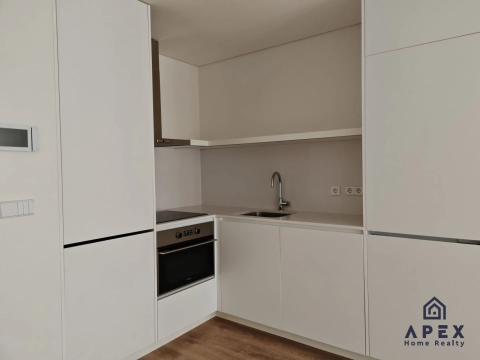 Apartamento T1 para Venda em Santo António Foto 2
