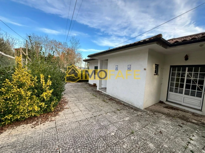 Moradia T2 para Venda em Passos Foto 17