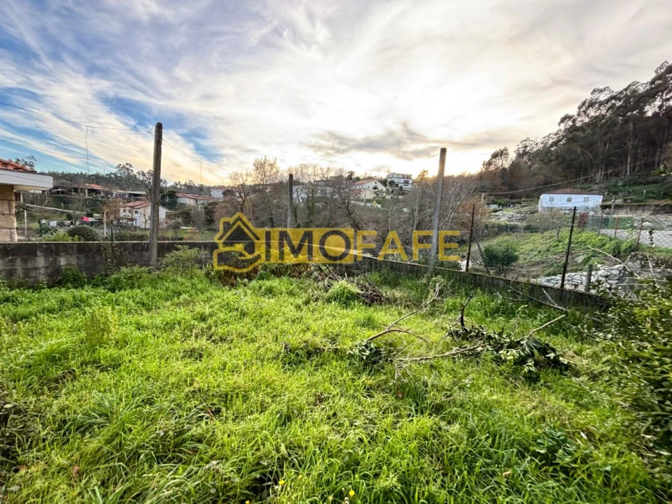 Moradia T2 para Venda em Passos Foto 24