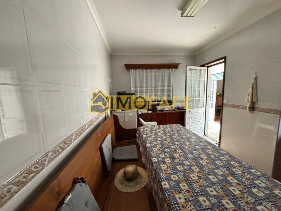 Moradia T2 para Venda em Passos Foto 10