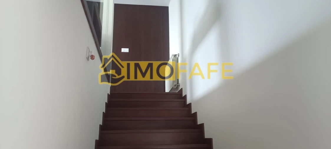 Moradia T3 para Venda em Medelo Foto 15