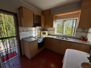 Moradia T3 para Venda em Fornelos