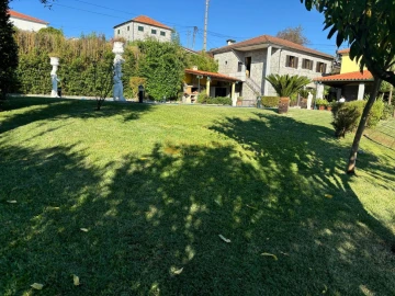 Moradia T3 para Venda em Fornelos