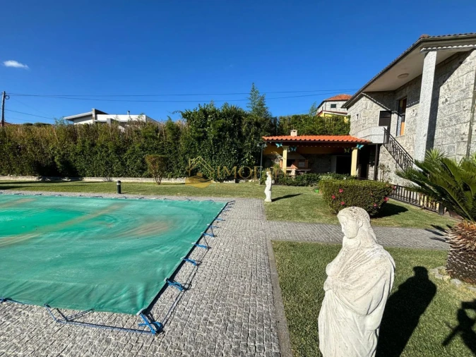 Moradia T3 para Venda em Fornelos Foto 3