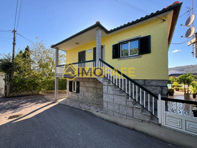 Moradia T3 para Venda em Fornelos