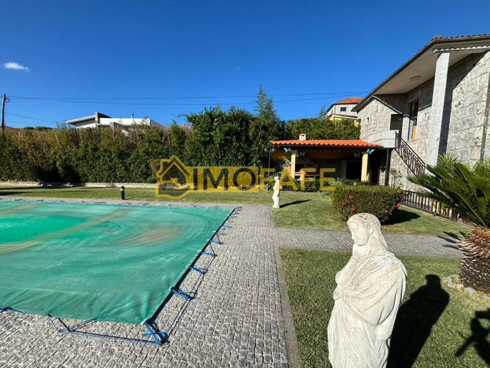 Moradia T3 para Venda em Fornelos Foto 3