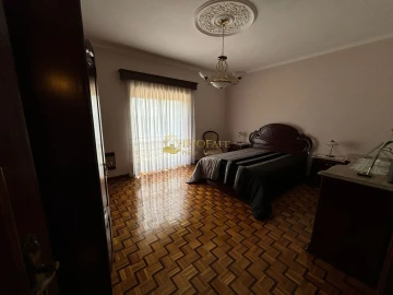 Moradia T3 para Venda em Cepães e Fareja
